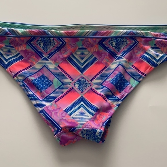 Hipster itsy coverage bikini bottom Large - Picture 9 of 10